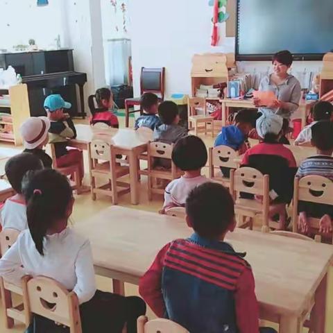 “巧手阿姨”进课堂---刘店子中心幼儿园中二班家长助教课