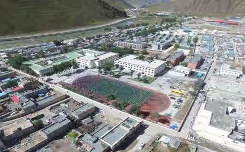 玉树市新寨中心寄宿制学校招生简章