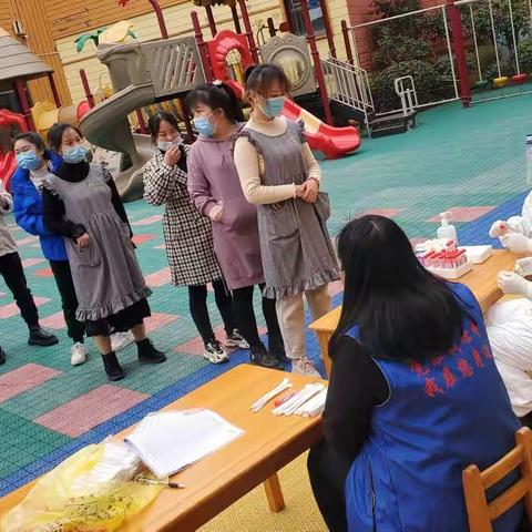 网格长精细服务    筑牢社区“安全墙”