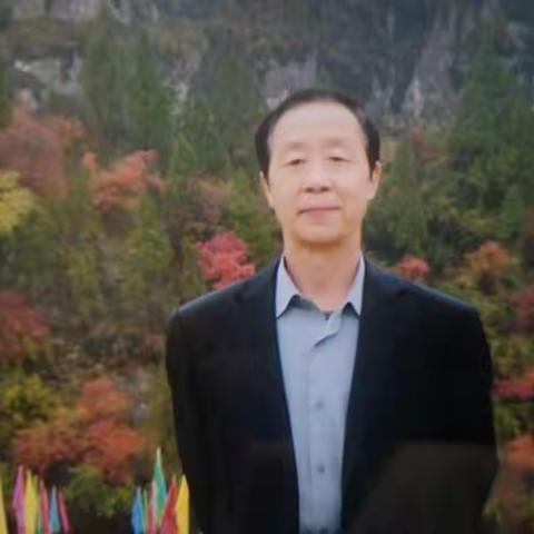 桃李无言，下自成蹊。祝福五哥七十二周岁生日快乐！