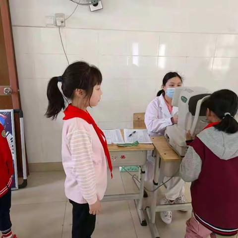 关注视力健康 ，守护心灵之窗————土门小学开展视力检测活动