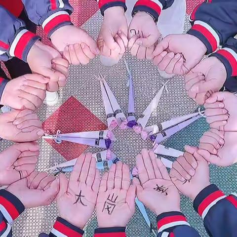 爱在春天绽放——大岗李乡第一幼儿园女神节主题活动