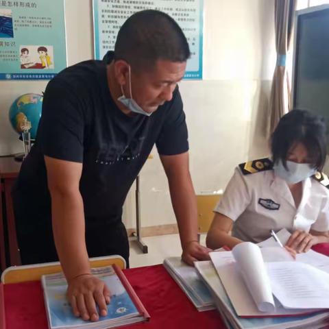 孟家屯小学迎接卫健局卫生安全检查纪实