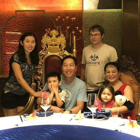 2018快乐时光Happy time pour la famille chinoise en 2018