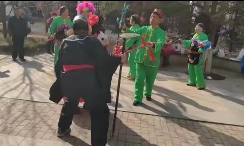 欢庆三八妇女节 扭出和谐幸福情