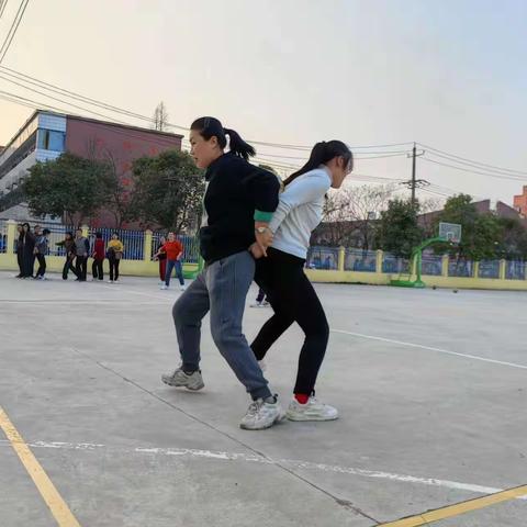 她们 · 他们