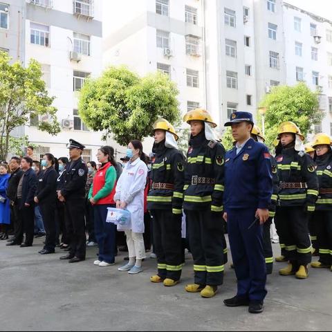 强化协同机制，提升救援水平，平利大队联合多部门开展消防实战演练