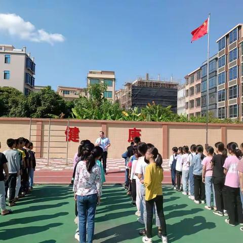 新庆小学师生消防培训及逃生演练活动