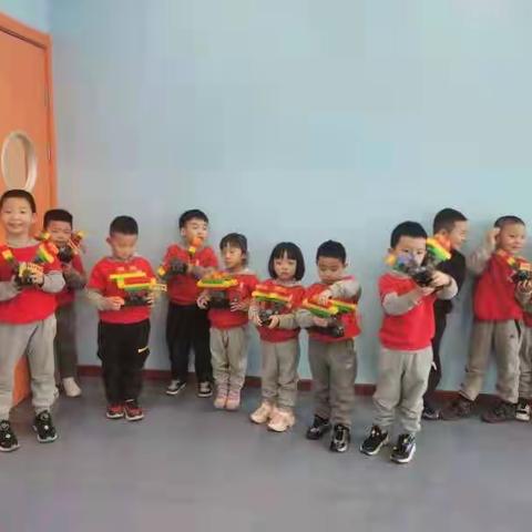 京学灵隆幼儿园中班乐高结课啦