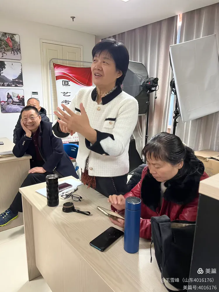 包含手机摄影拍摄上课视频教程的词条