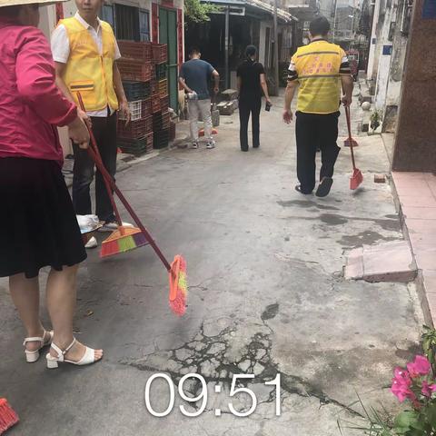 市农业农村局到胜利社区开展防蚊防虫工作