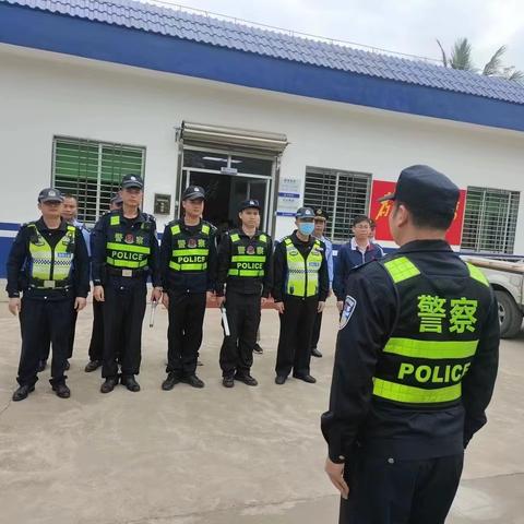 儋州市“农警”联合执法，保障农机道路交通安全