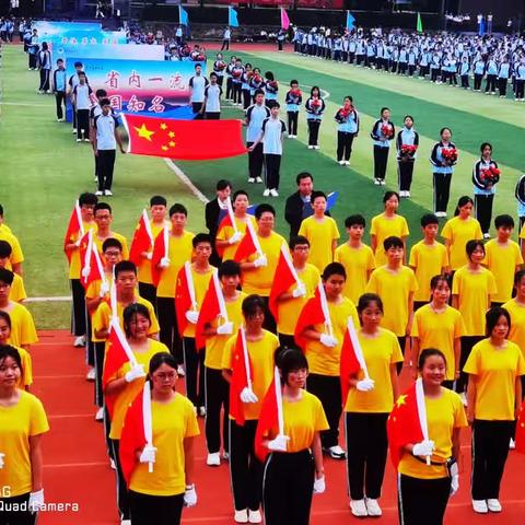 拼博奋进，体育实现梦想，放心去飞，勇敢去追