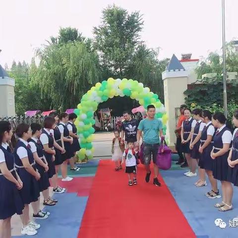 娃哈哈幼儿园托班快乐的一周生活☀