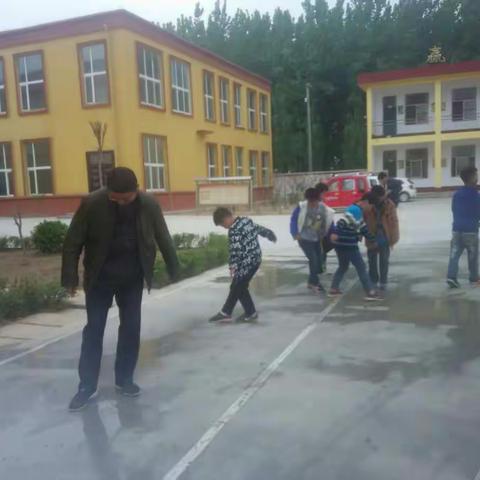 美化中的王申楼小学