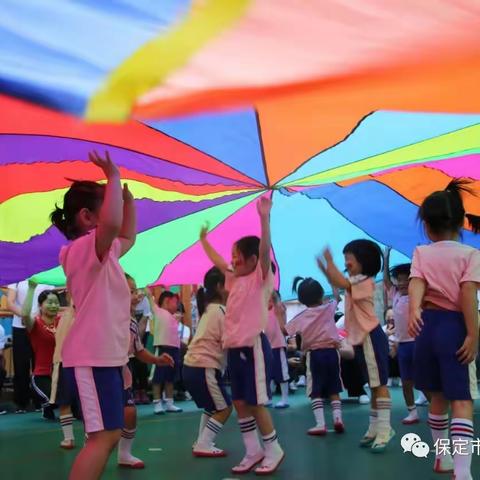 【友爱教育集团•教研】课程游戏化背景下体育活动核心经验分享——记莲池区第五学区小组教研活动