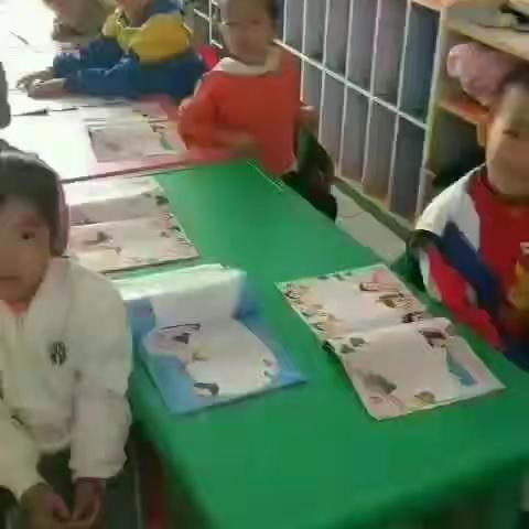 金河育才幼儿园大手牵小手亲子活动圆满成功！