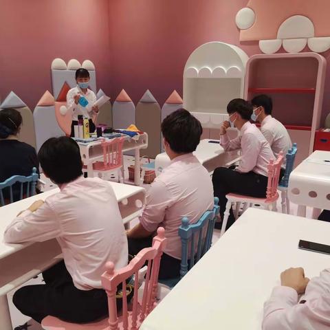 11.12龙湖天街mc清洁工具培训