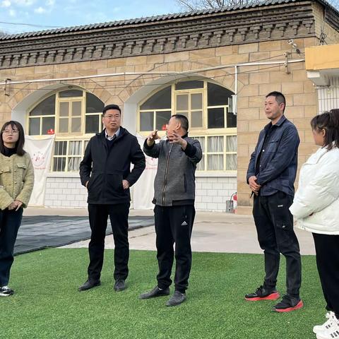 视察指导促提升 砥砺奋进正当时——宝塔区南关小学松树林校区迎接上级领导视察纪实