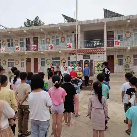 童心向党       童心飞扬                 ----北册小学六一儿童节