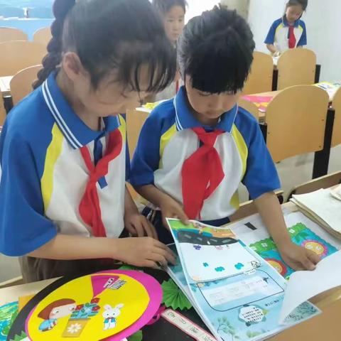 北集坡中心小学开展优秀作业展评活动