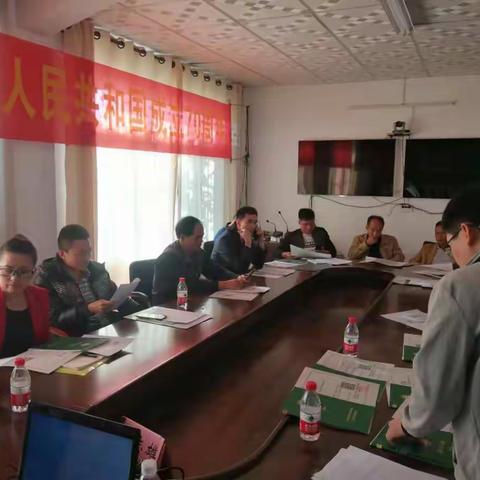 定安县生态环境局开展2019年食品及制药等行业排污许可证后管理培训工作