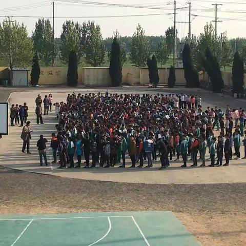 前屯小学防震应急疏散演练