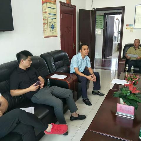 引领商贸行业特色促销，丰富美食购物嘉年华--临高县商务局开展推进商贸领域国庆促销活动