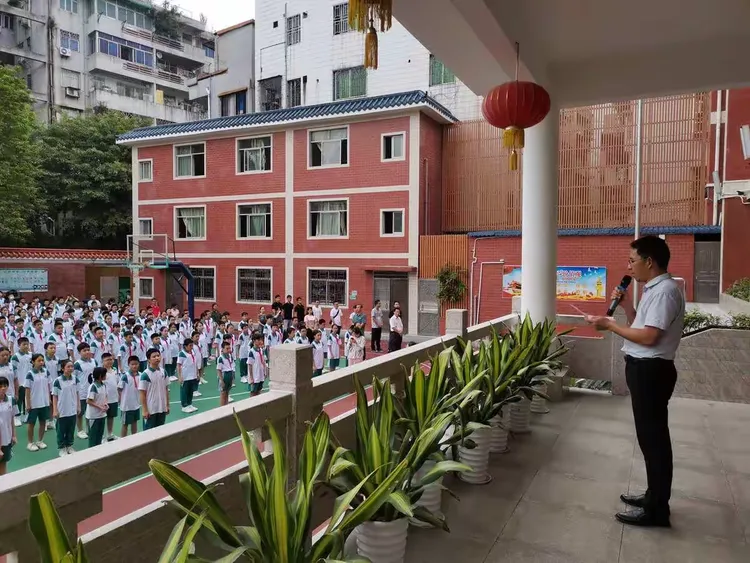 广州市白云区三元里中学庆祝教师节活动