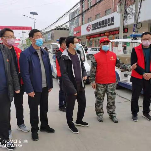 青年镇政府领导协助青年中心校做好学生复学工作