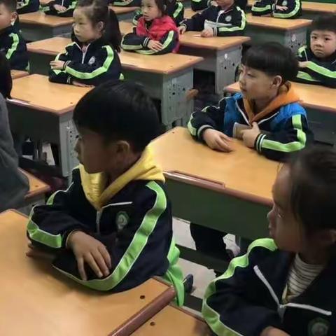 宅居学习，抗击疫情——我是县前小学一年级三班抗疫小达人！为中国加油！为武汉加油！