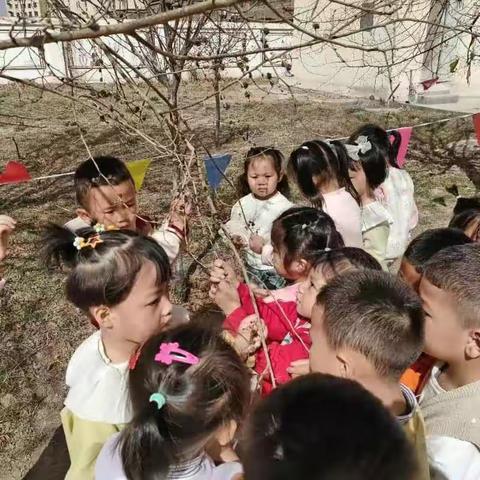 指尖造趣，共赴一场春意之约  ——温宿镇托峰路幼儿园