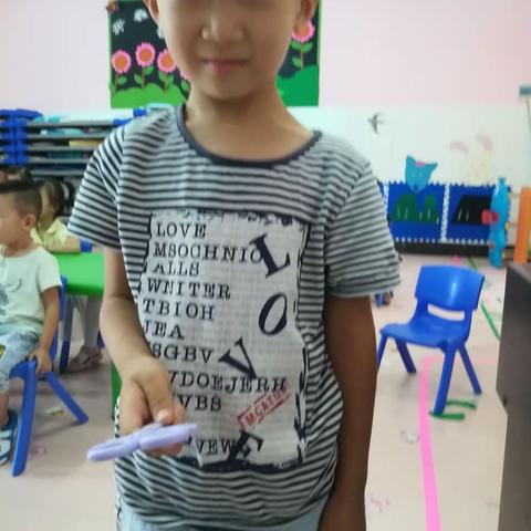 纪念第一次使用剪刀