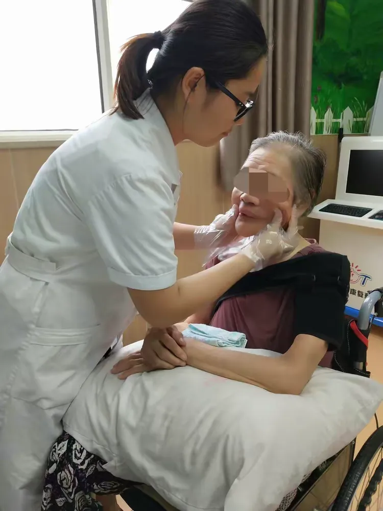北京口腔医院帮忙挂号陪同看病康复训练专业指导,恢复效果更佳的简单介绍 北京口腔医院帮忙挂号陪同看病康复训练专业指导,恢复效果更佳的简单介绍