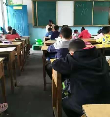 驻马店市第七小学、第四小学期中联考（副本）