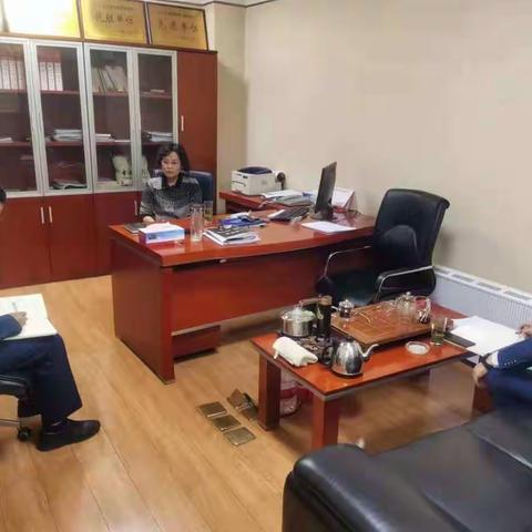 临沂分行沈艳玲副行长、个数部刘强强总经理一行莅临北园支行调研指导工作