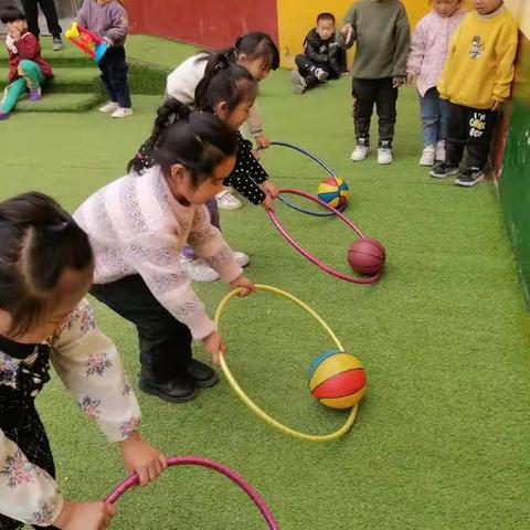 小太阳幼儿园自编课