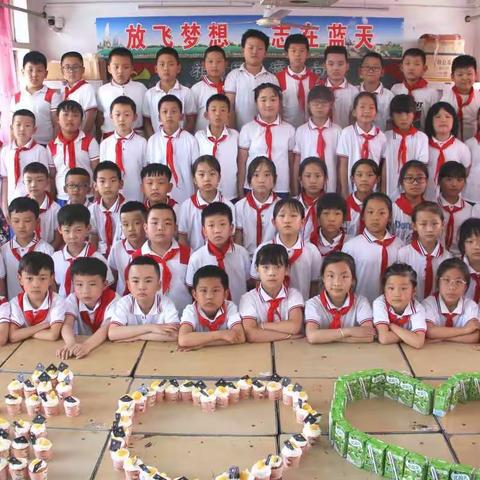 唱响金色童年    放飞远大理想———柳林一小三（3）班