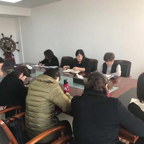 社事科召开各社区思想作风整顿座谈会