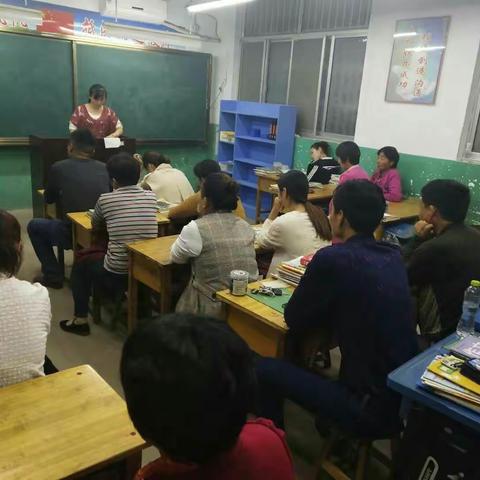 家校共育 唤醒学生生命成长的自觉——陈楼小学家长会