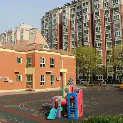 风在吼马在叫， 双鹿正在把生招…… 81550212。 81557006 新华联北区幼儿园， 