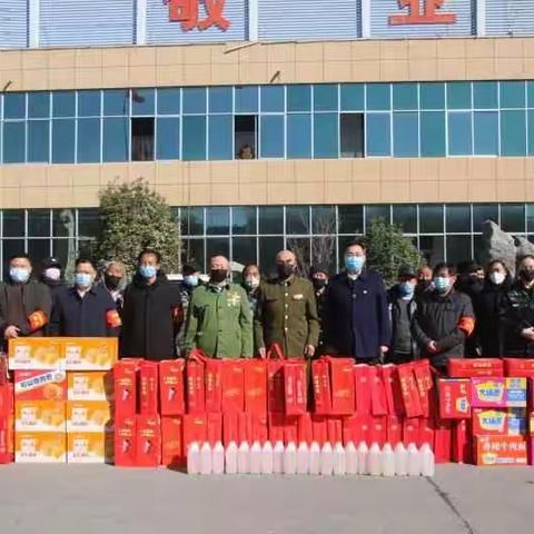 疫情面前有大爱，龙岗镇退伍老兵纷纷捐款献爱心，义务值勤搞宣传。