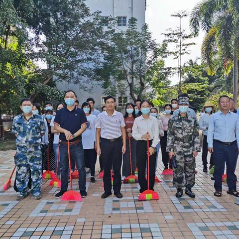 三亚市吉阳区春光社区联合区包点单位开展“搬家式”环境卫生大整治