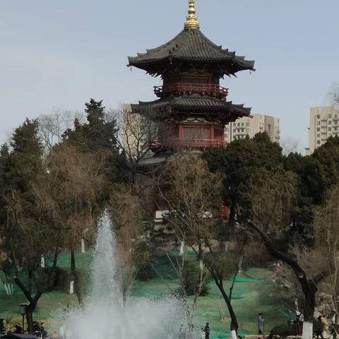又现欢乐兴庆宫