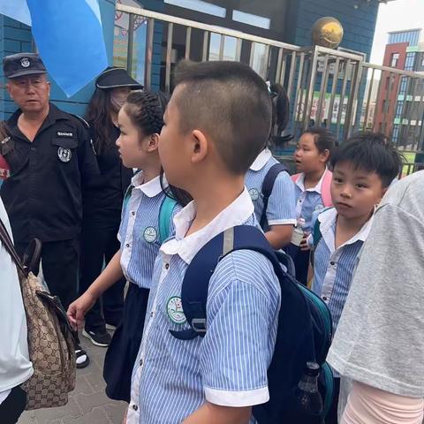 研学旅行 乐在其中— 北票市 实验小学 二年三年 研学旅行记