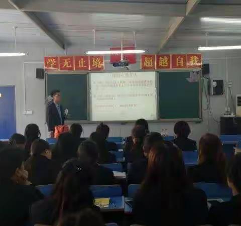 消防知识进学校    演练技能保平安