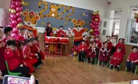 爱乐幼儿园迎新年联欢会