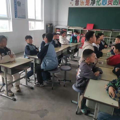 车村小学科技制作社团