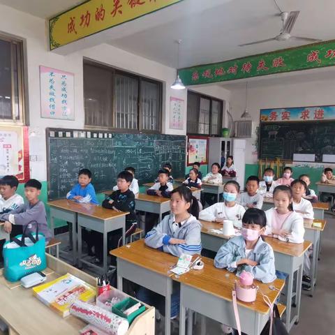 李珍小学科技制作社团