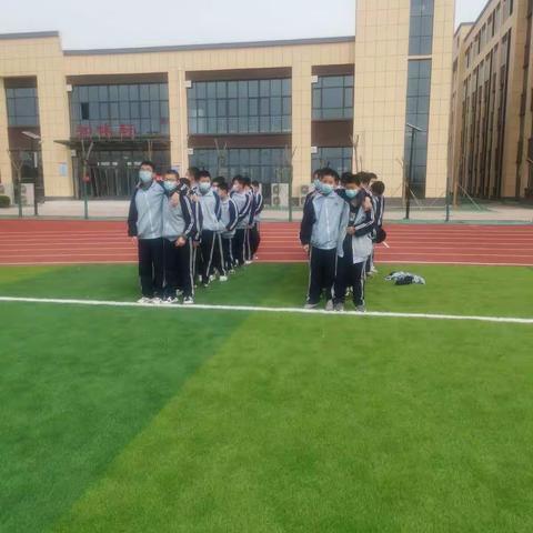 六朝园中学704班活动课